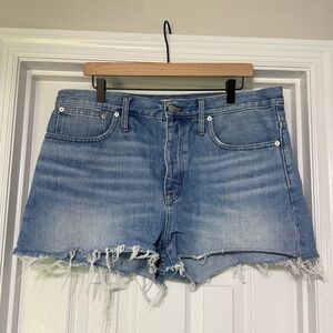 Madewell Shorts Womens 31 Blue Relaxed Denim Button Fly Distressed Raw Hem